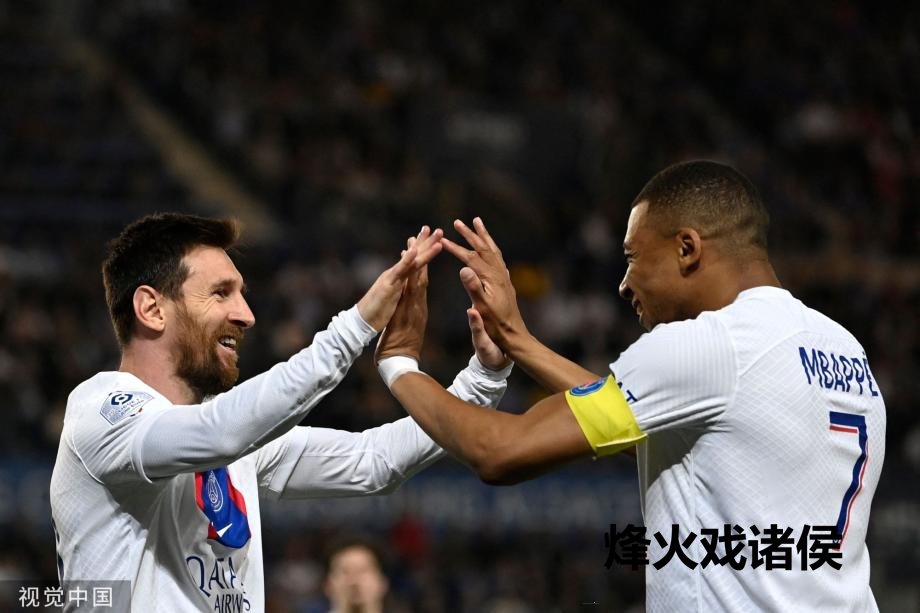 [图]姆巴佩助攻梅西破门 巴黎1-1提前一轮夺冠