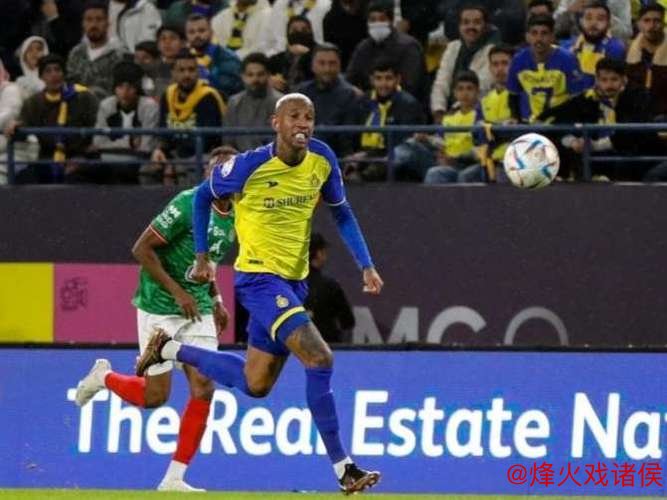 土媒:费内巴切即将宣布塔利斯卡加盟 土媒:费内巴切即将宣布塔利斯卡加盟