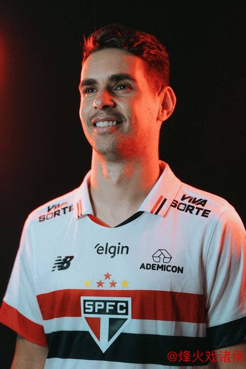 圣保罗斥资2000万雷亚尔签下奥斯卡,计划裁员15人 圣保罗斥资2000万雷亚尔签下奥斯卡,计划裁员15人