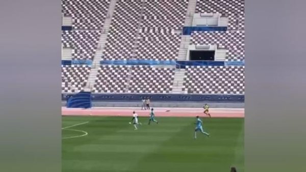 开云体育app 外援依然没到位、两场热身输十球，海港海外集训真的只收获 “寂寞”？